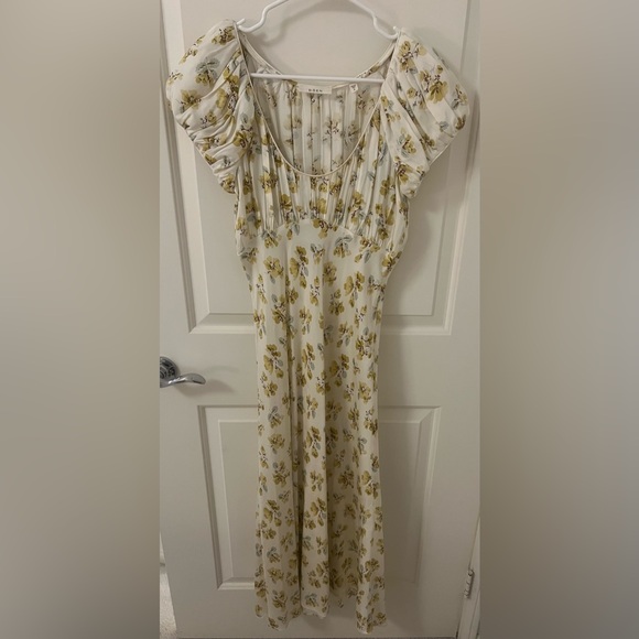 Doen Florencia Dress in frolicking floral - Picture 2 of 7